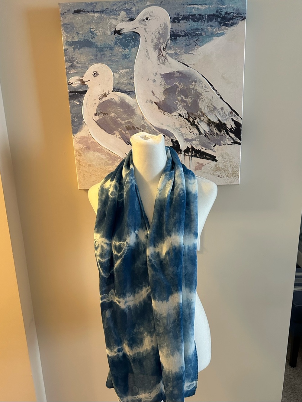 Beautiful Blue/White Tie Dyed Silk Scarf NWOT